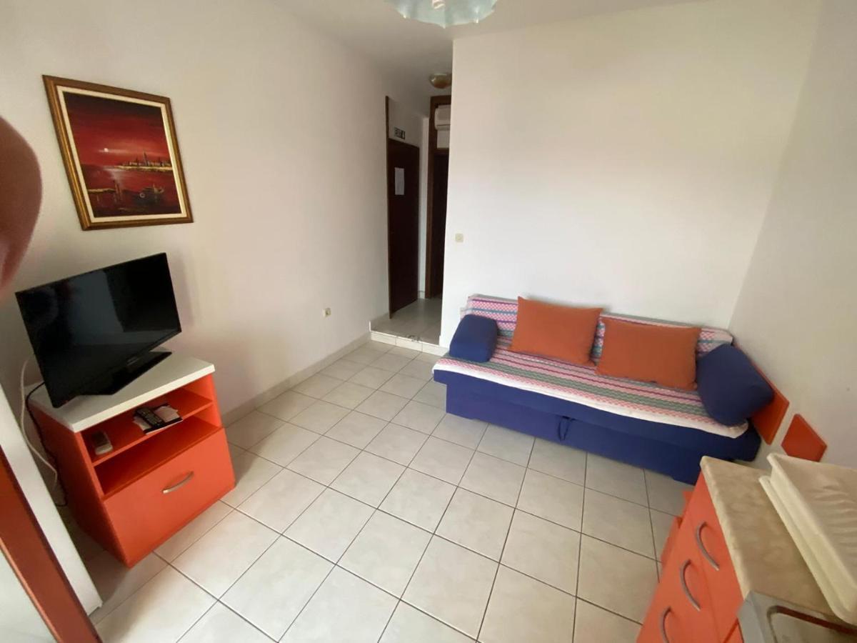Apartments Viktor Rogoznica  Kültér fotó