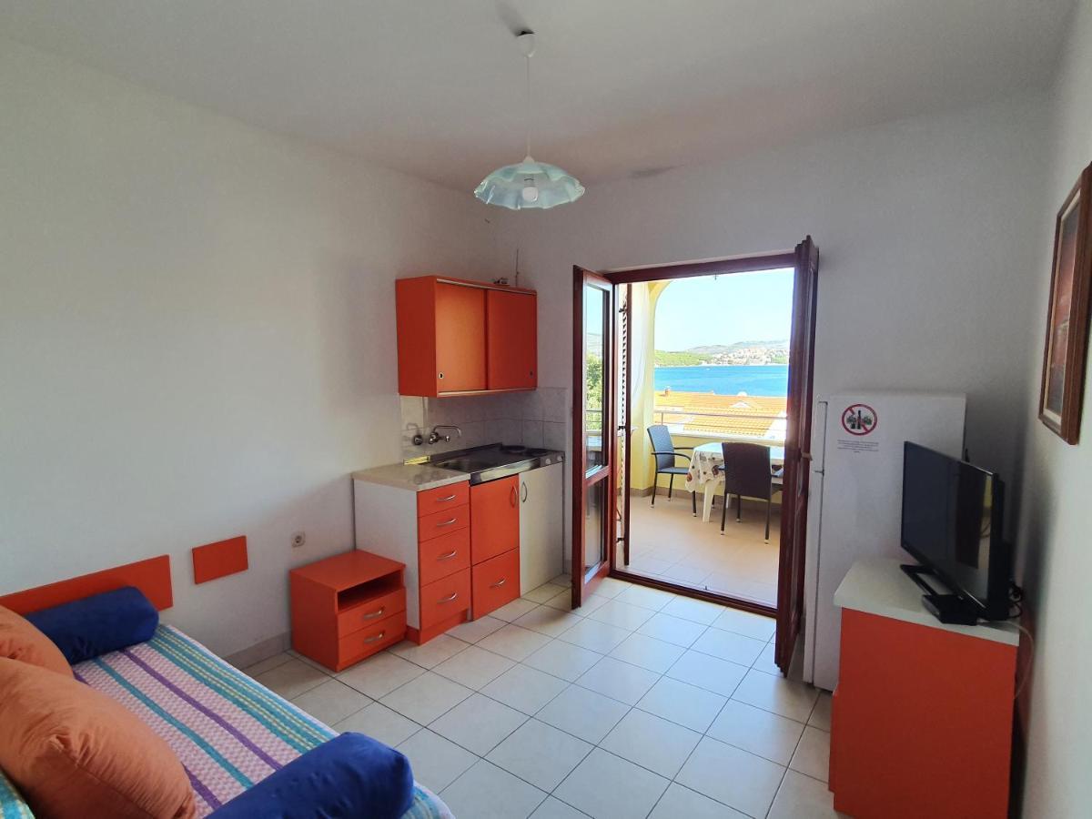 Apartments Viktor Rogoznica  Kültér fotó